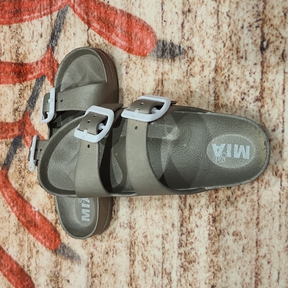 Girls sandals - Picture 3 of 6